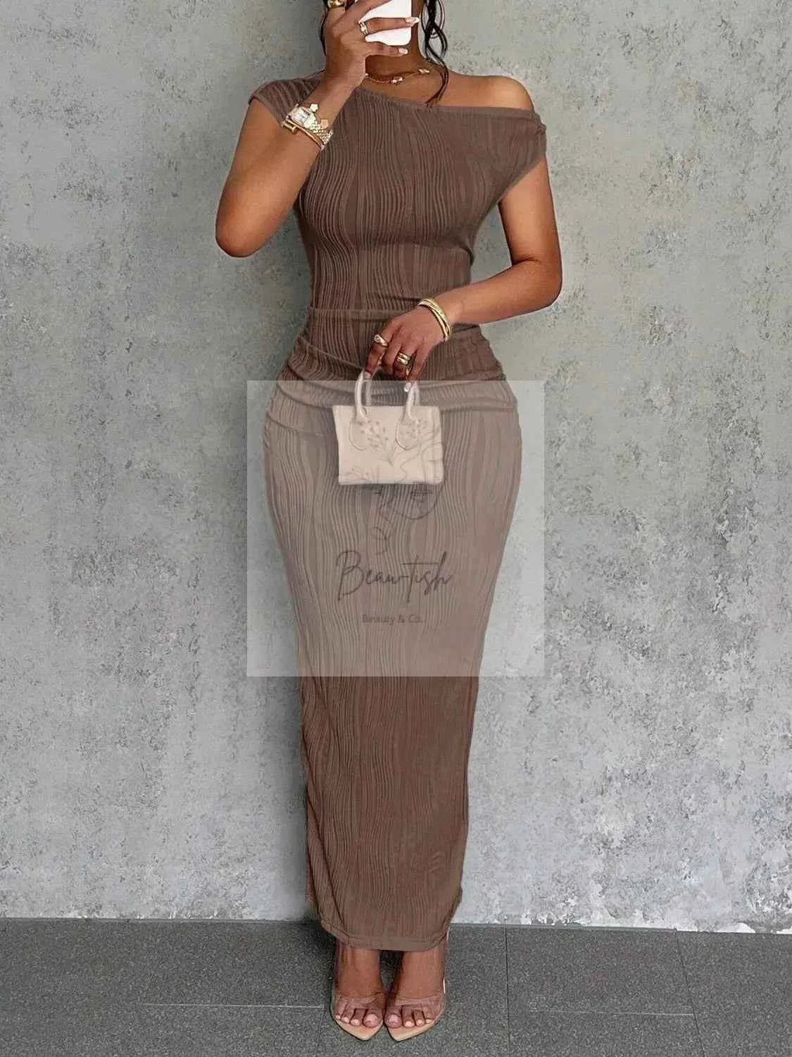 Textured Single Shoulder Maxi Dress