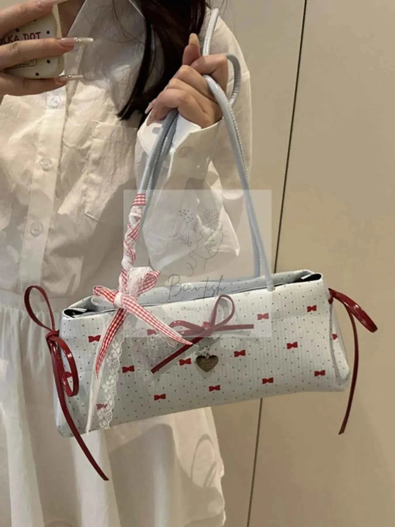 Bow Print Shoulder Bag