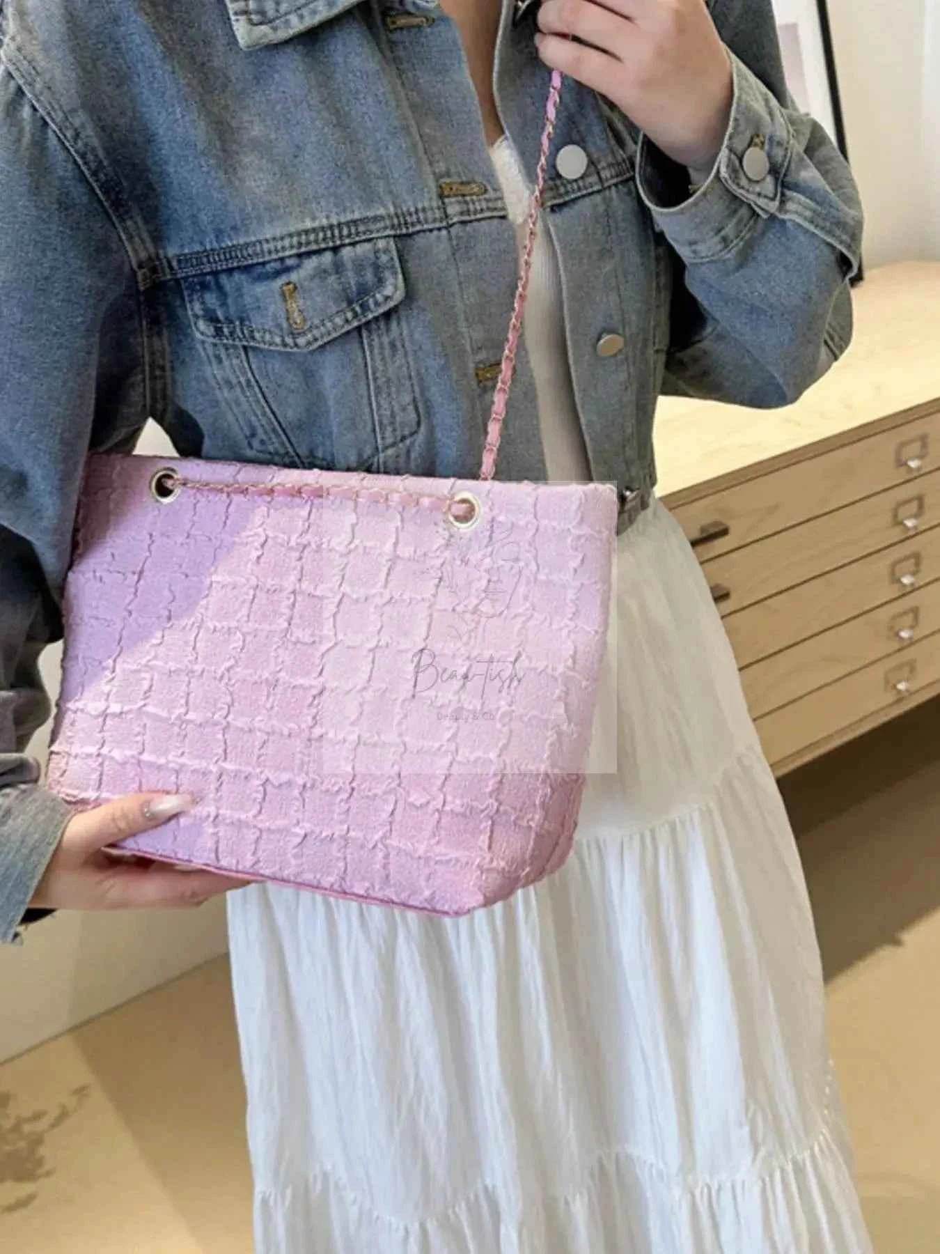 Tweed Chain Shoulder Bag
