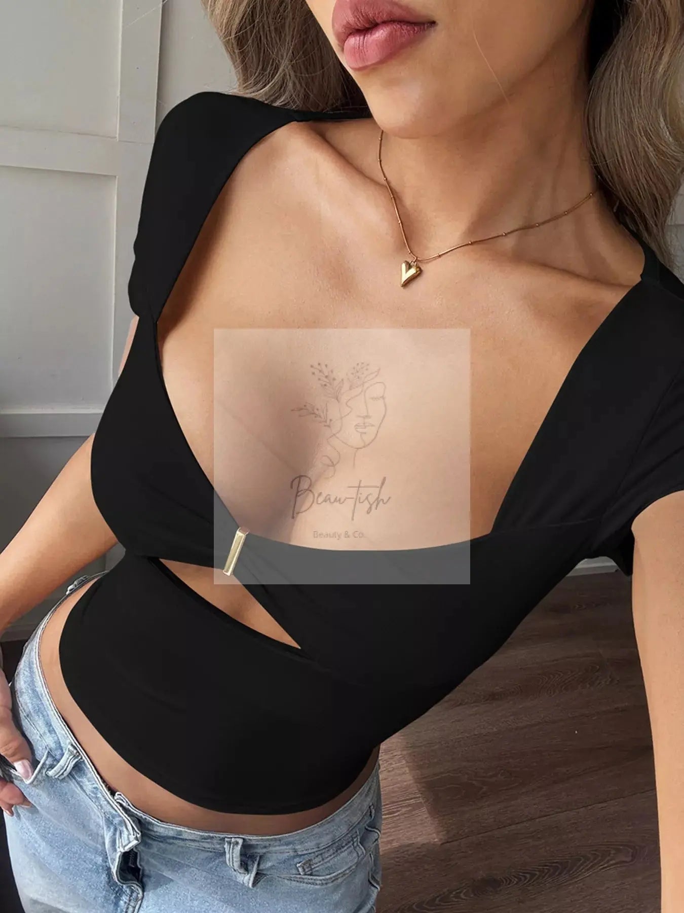 Cutout Slim - Fit Short Sleeve T-Shirt