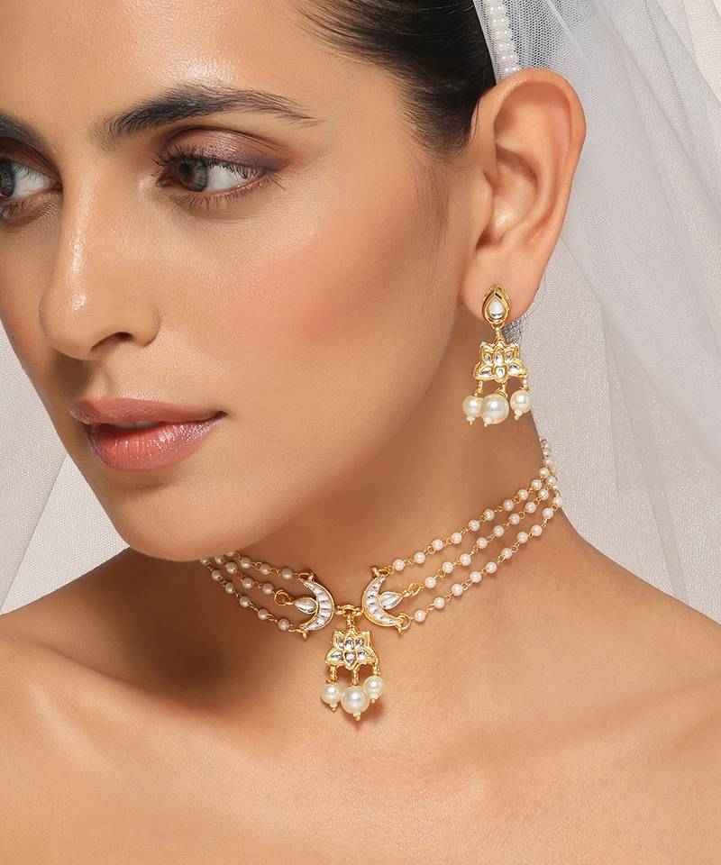 White Kundan Brass Choker Set With Stones Encrusted