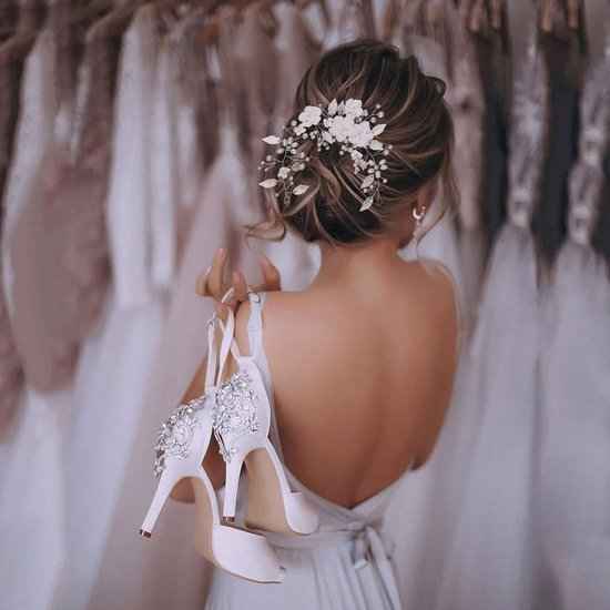 Silver Pearl Flower Vine Bridal Hair Accessory โ Crystal Wedding Hairpiece
