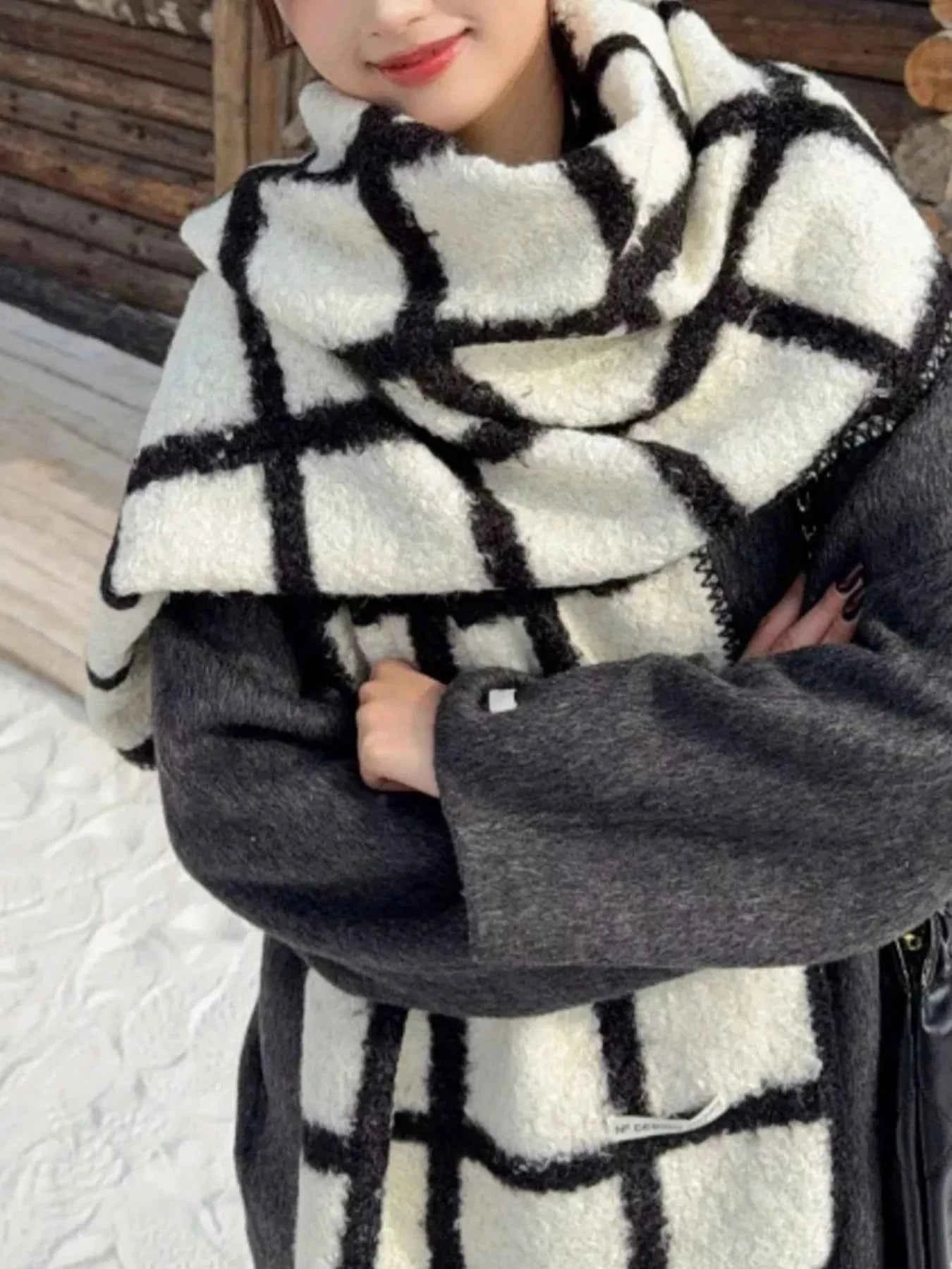 Plaid Pattern Winter Scarf