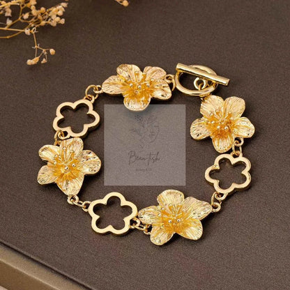 18K Gold-Plated Flower Bracelet