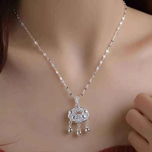 925 Sterling Silver Lock Pendant Necklace