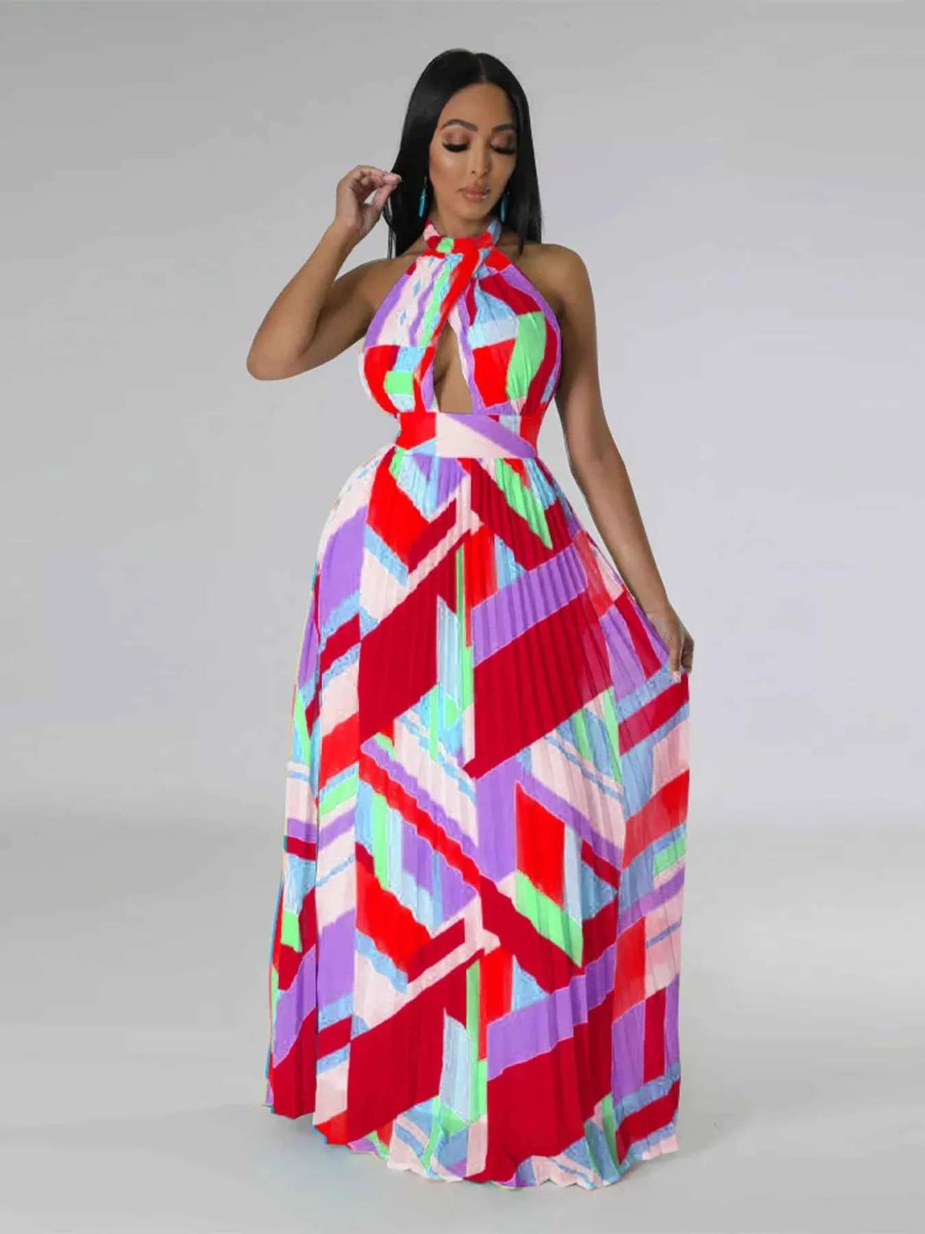 Halter Neck Geometric Print Pleated Maxi Dress
