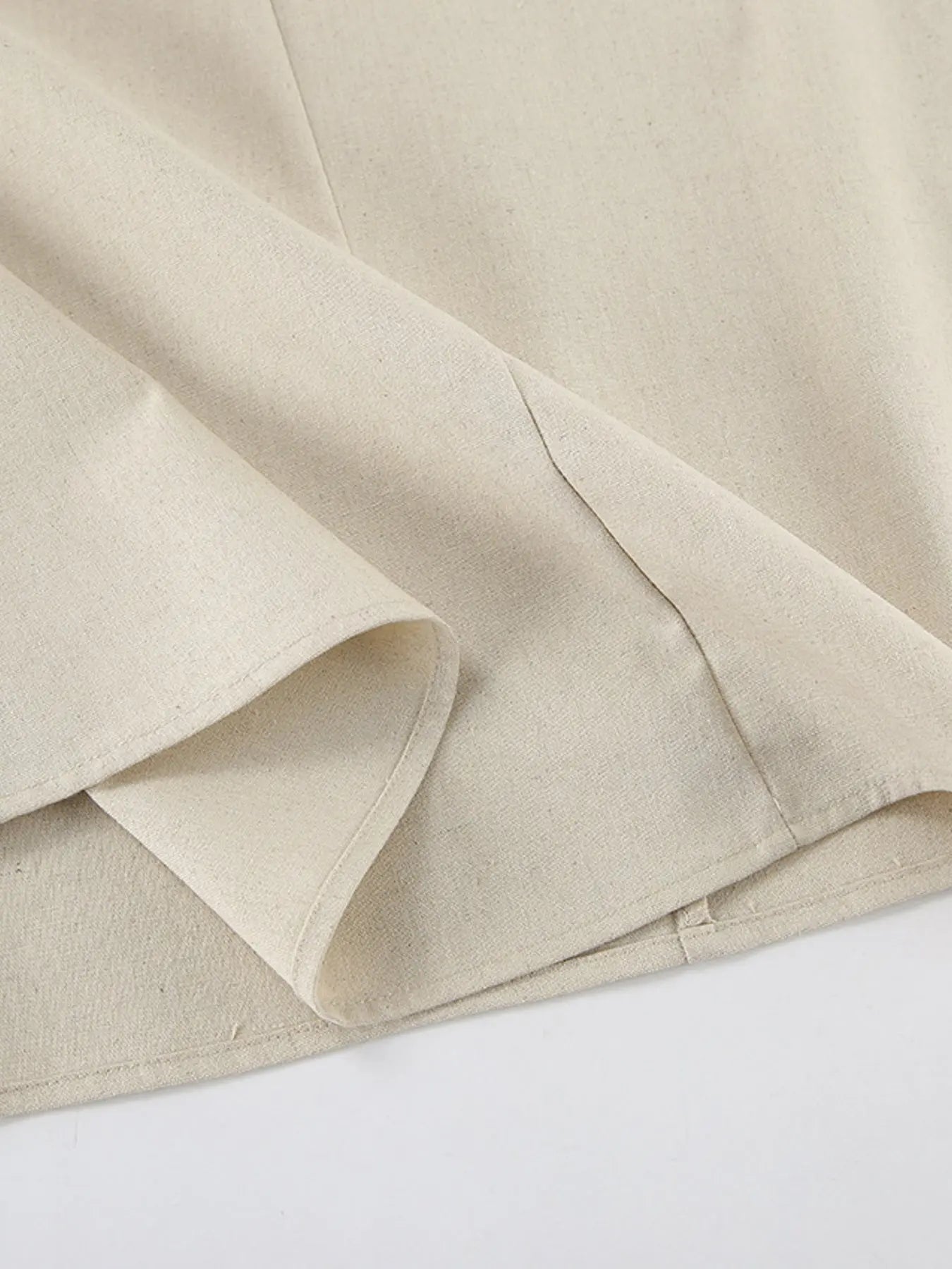 5077d5cdde0b40f09e99d77978725246-Max