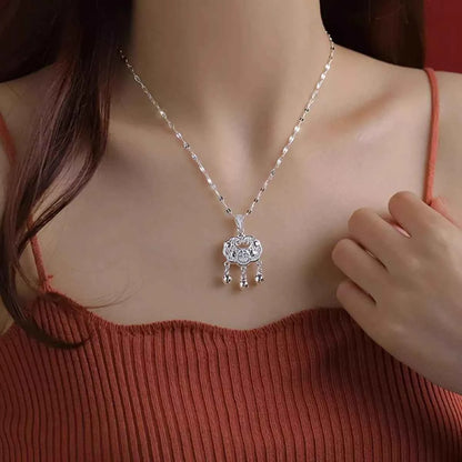 925 Sterling Silver Lock Pendant Necklace
