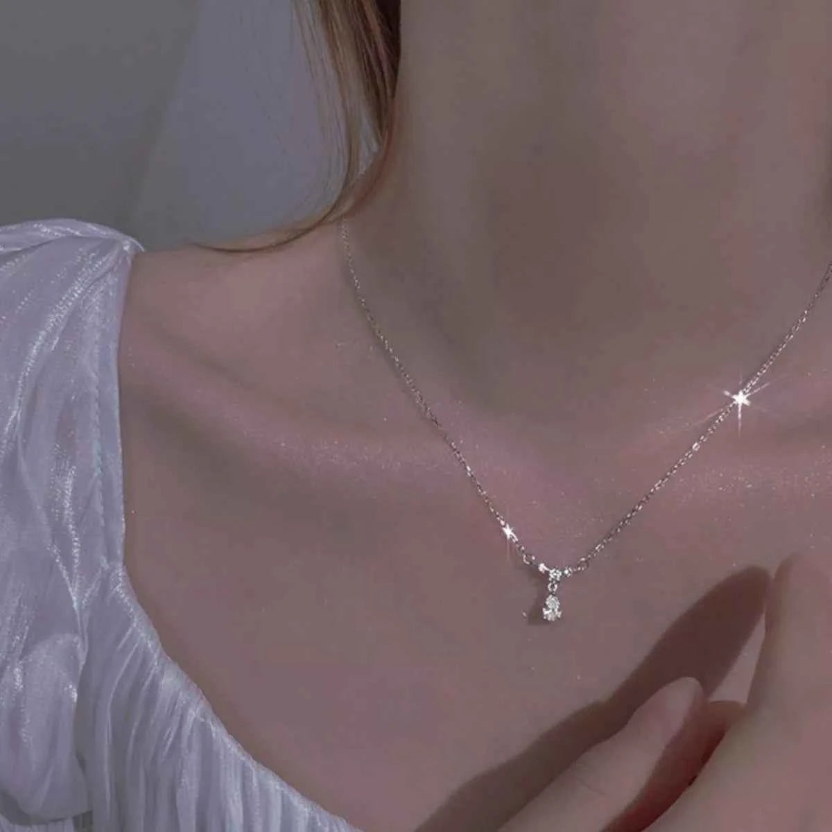 925 Sterling Silver Zircon Teardrop Necklace