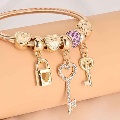 1pc Golden Alloy Heart Pendant Lock Bracelet