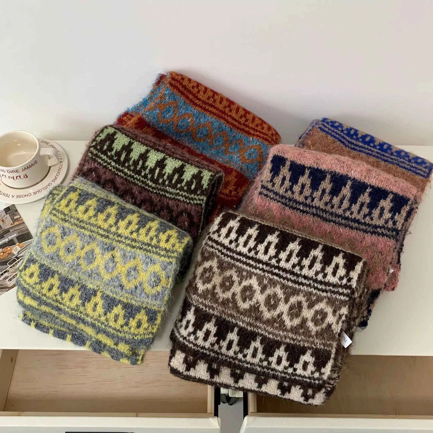 Vintage Knitted Pattern Warm Scarf
