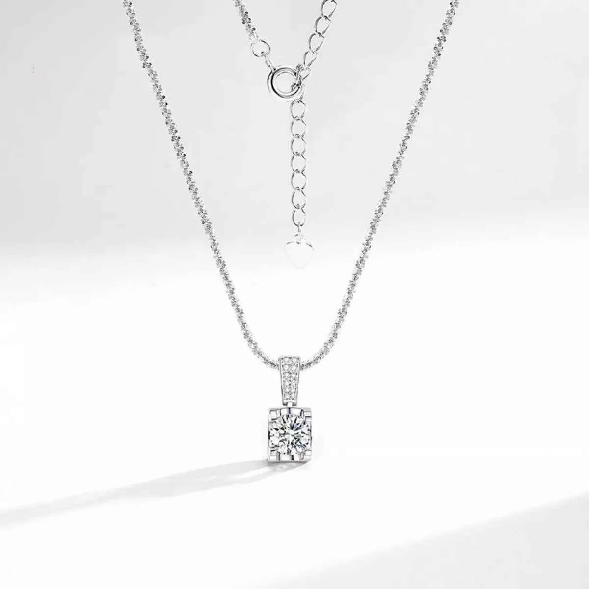 1 Carat 925 Sterling Silver Moissanite Necklace