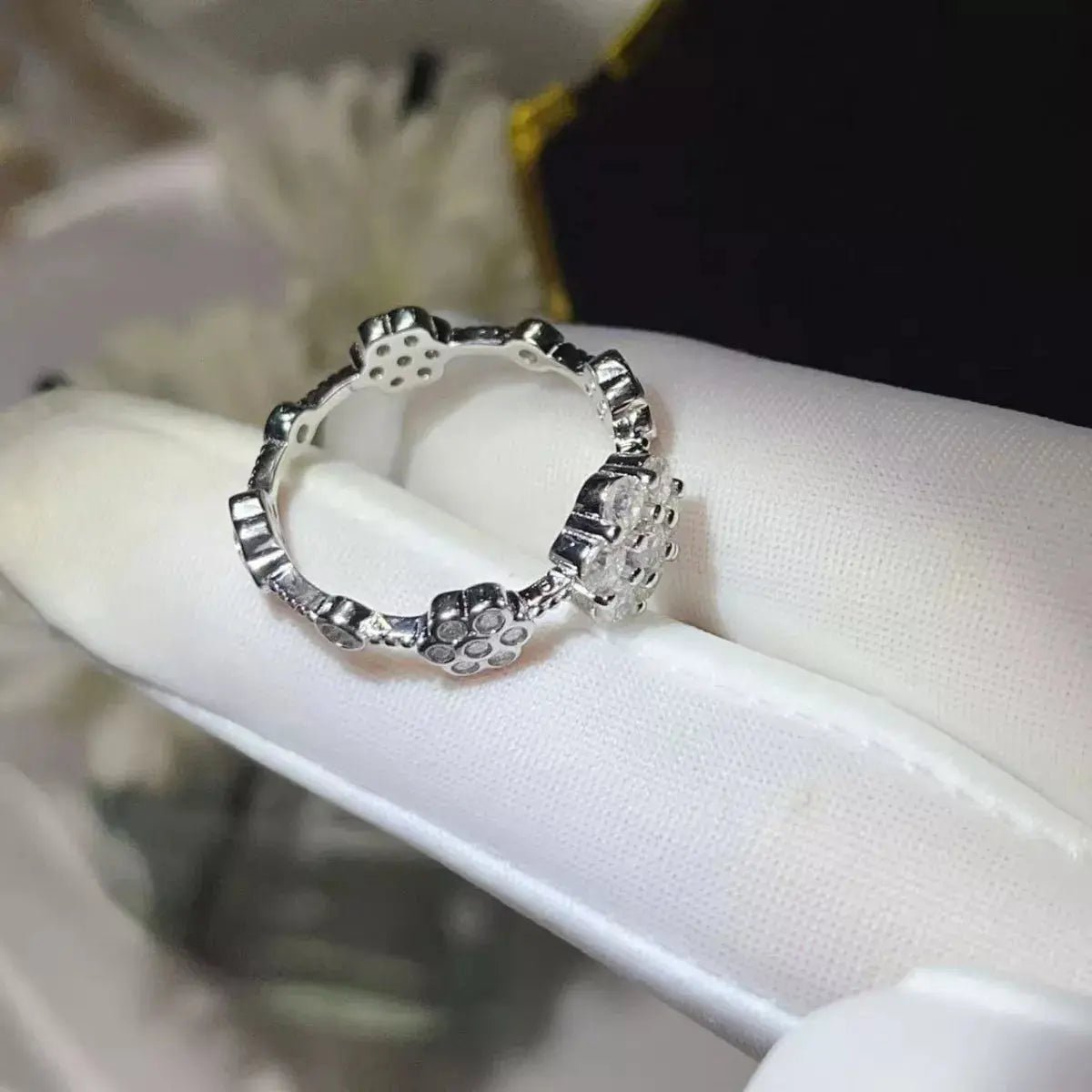 925 Sterling Silver Moissanite Flower Ring