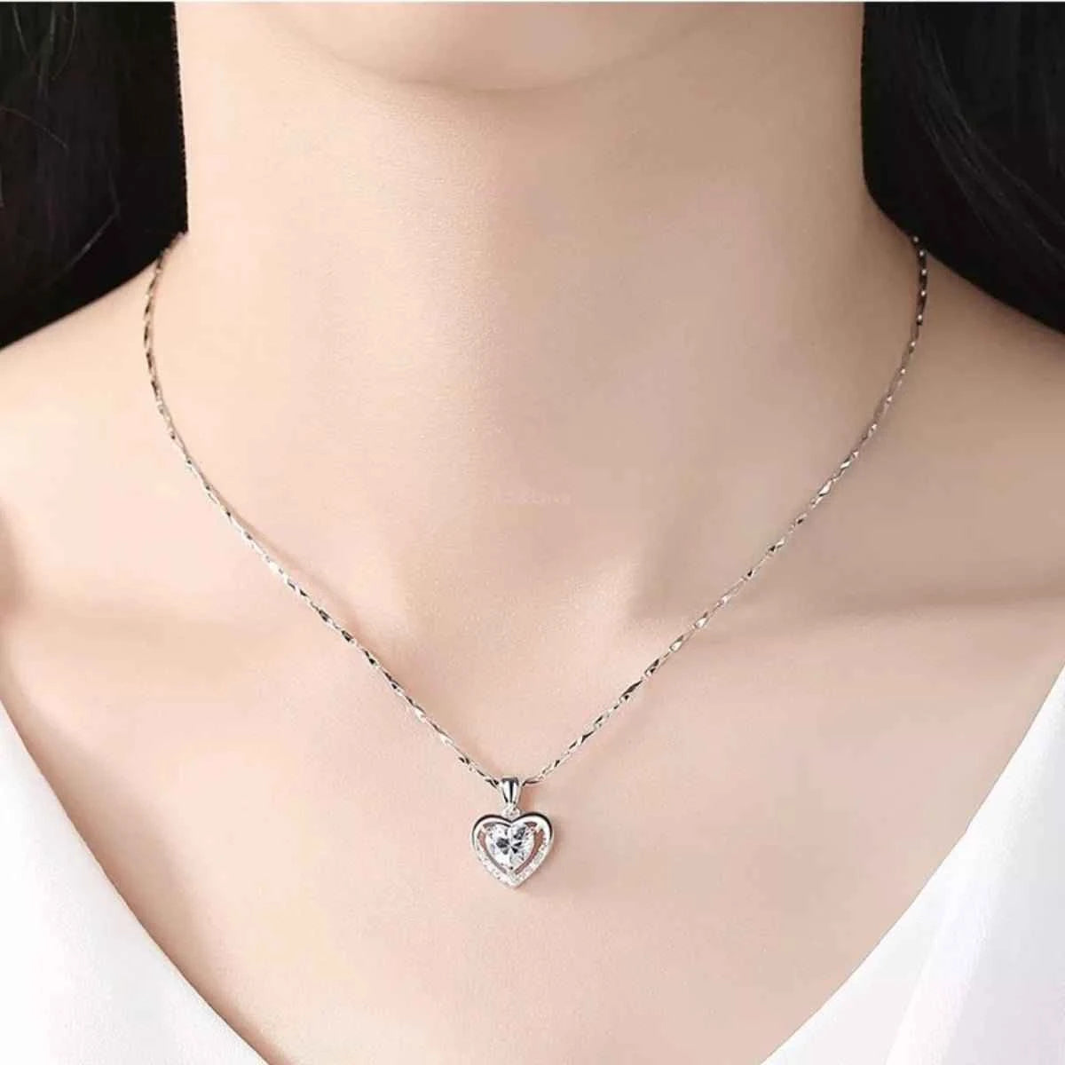 925 Sterling Silver Zircon Heart Necklace