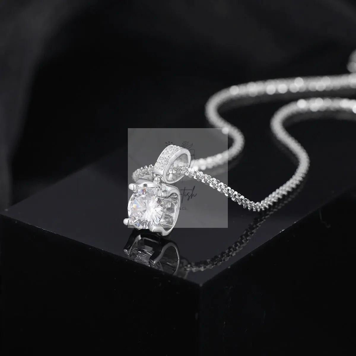 925 Sterling Silver Zircon Pendant Necklace