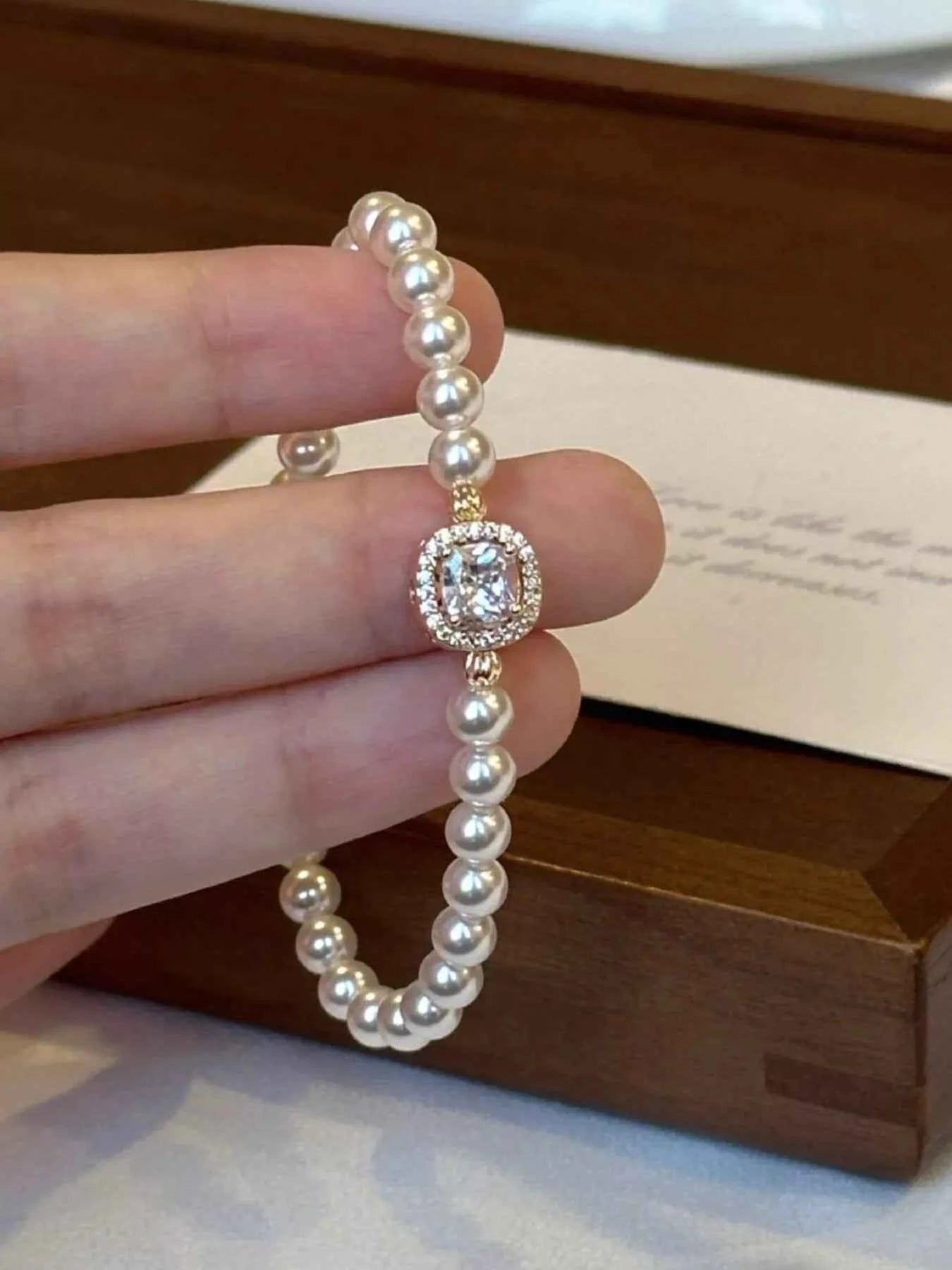 18K Gold-Plated Pearl Bracelet