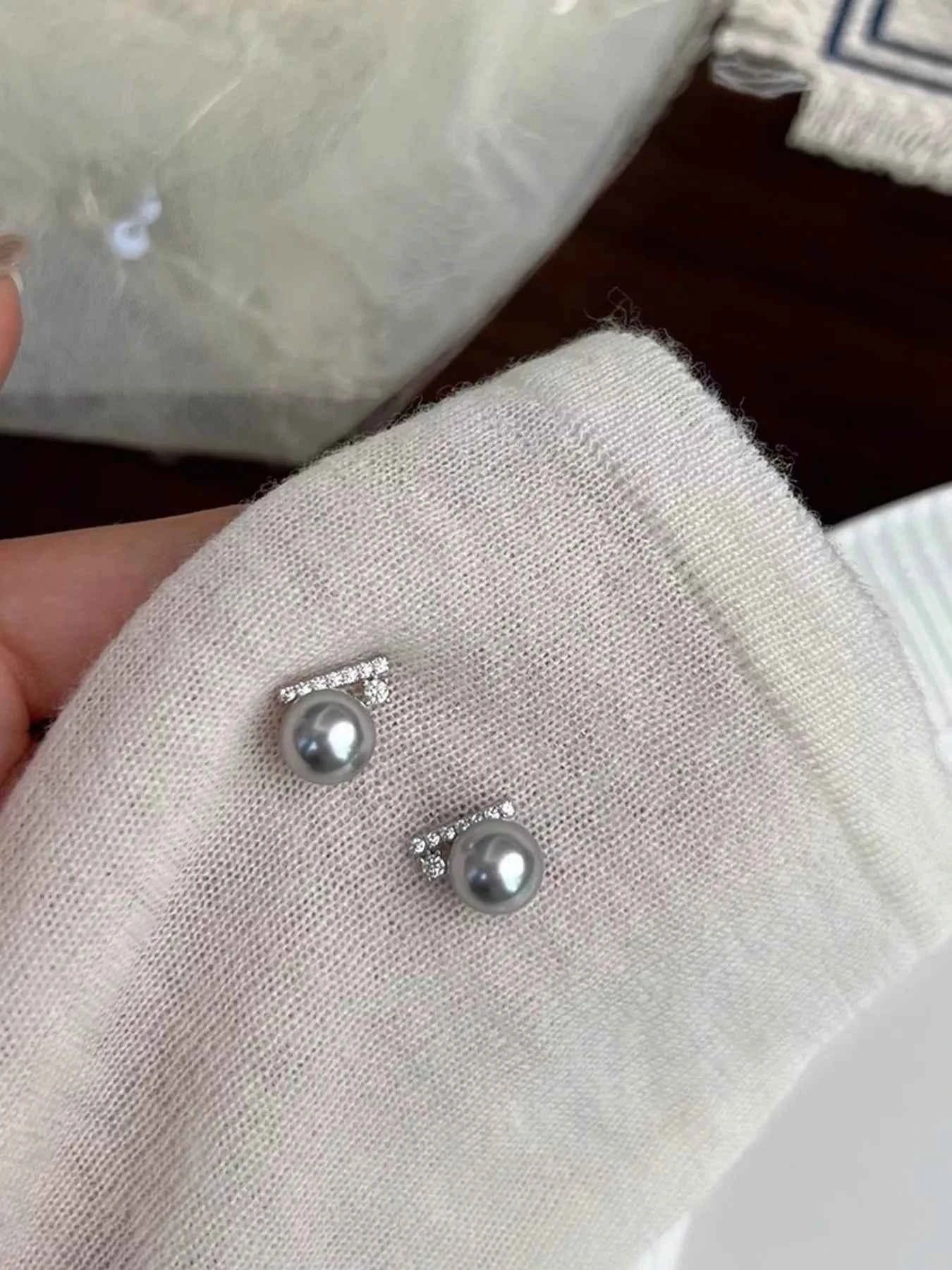 Zircon Pearl Stud Earrings