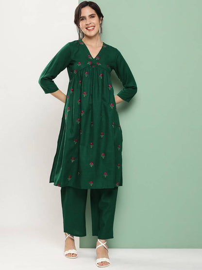 Women's Green Embroidered Cotton Blend Flared Kurta Set