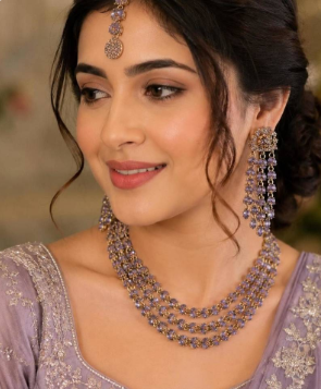 Mehandi Plated Agate Stone Necklace Set With Earrings & Maang Tikka