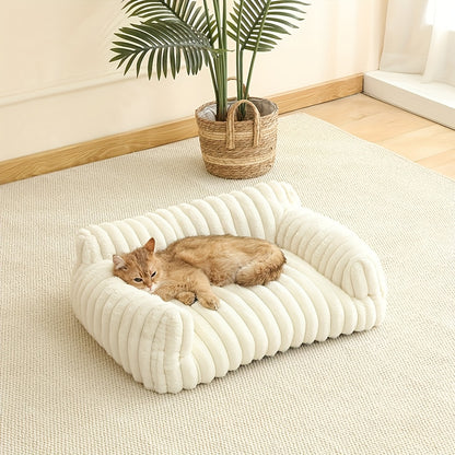 White Comfortable Cat Sofa – Soft Plush Cat Bed, Cosy Sleeping Basket & Modern Pet Furniture