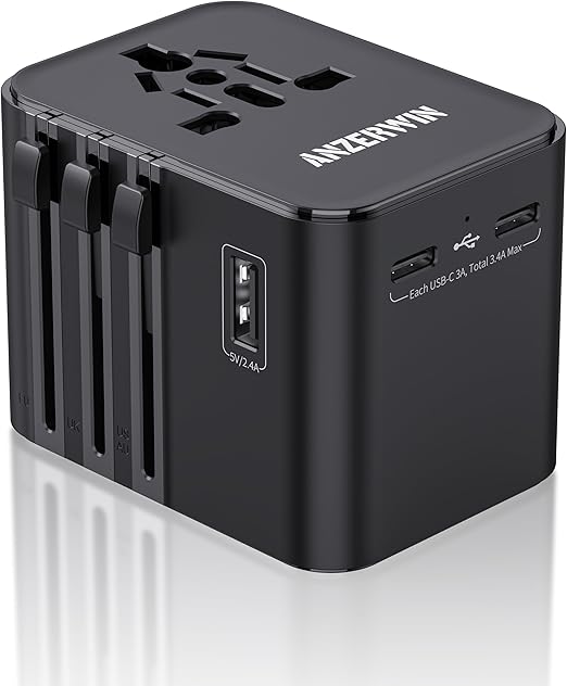 Universal International Power Adapter 2 USB-C &1 USB A