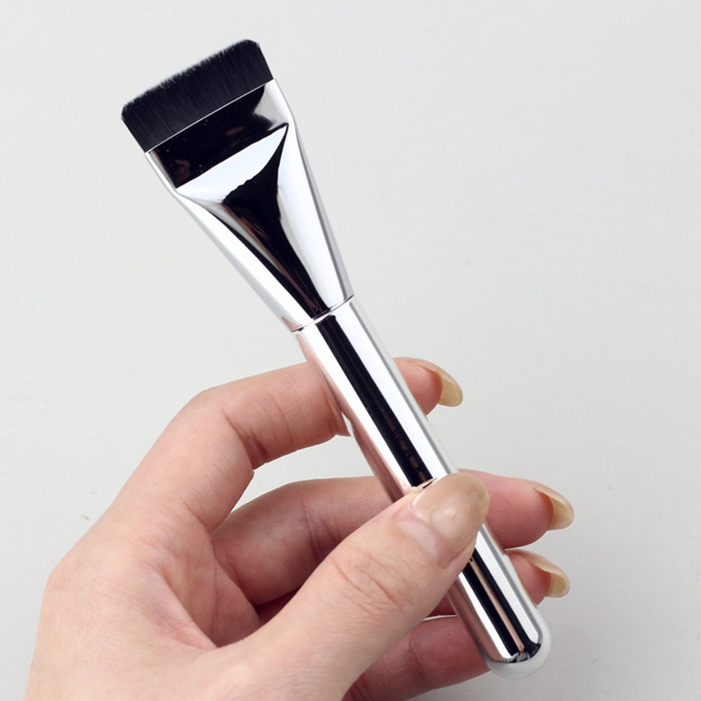 Flat Lightweight Foundation Makeup Brush