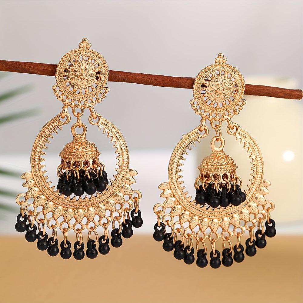 A Pair of Bohemian Earrings - a Stylish And Elegant Gift from Europe And America