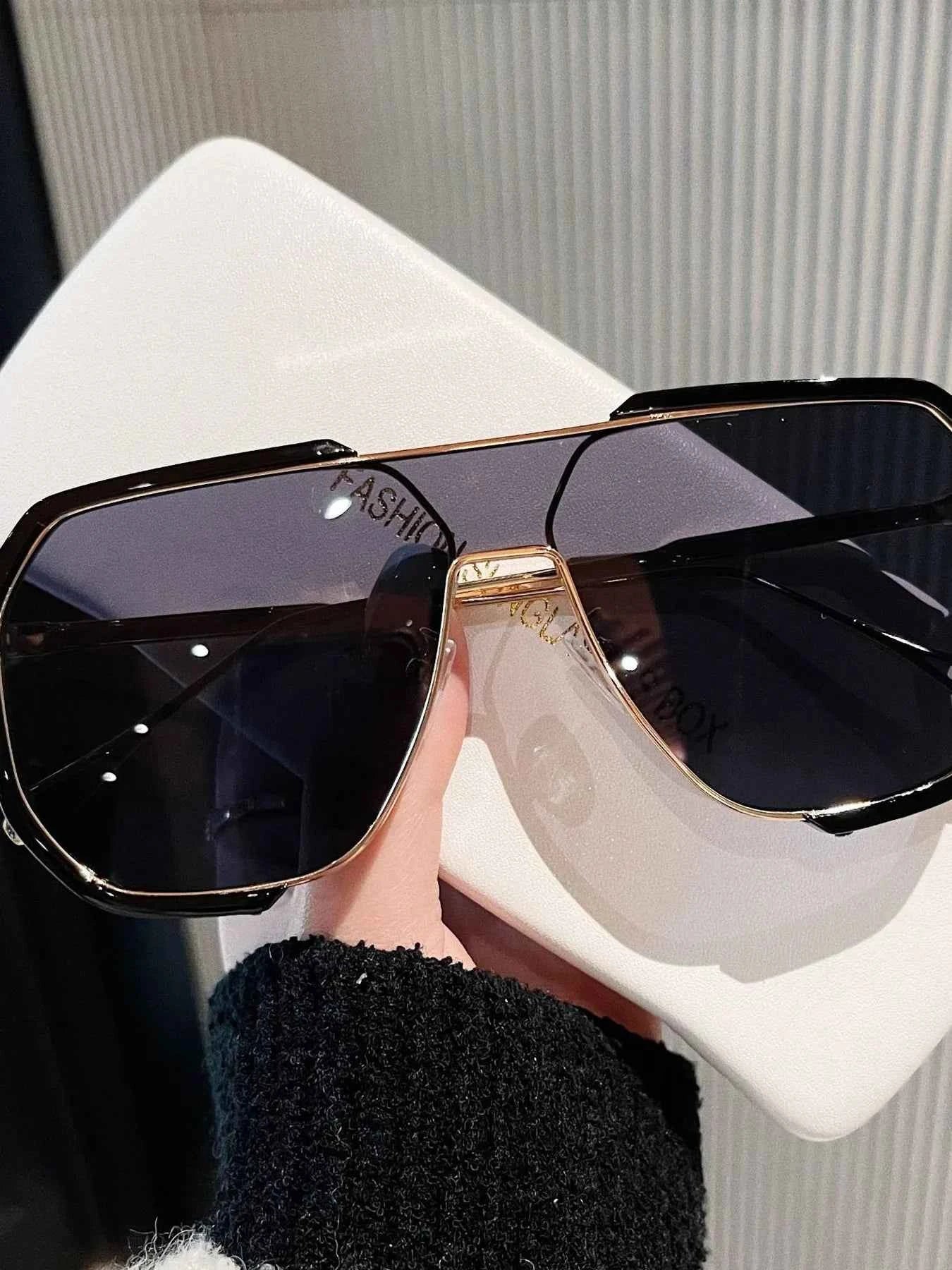 UV Protection Oversized Sunglasses