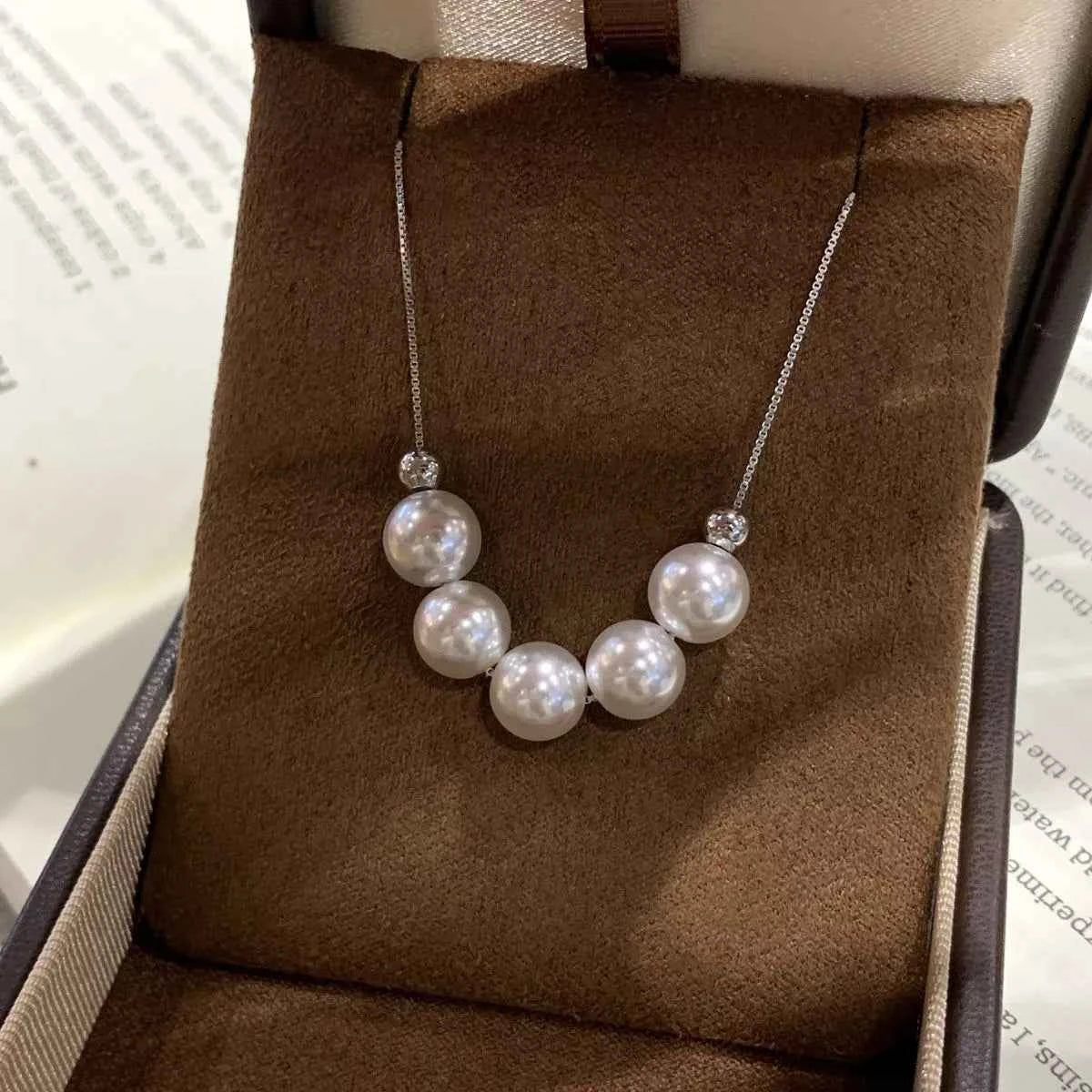 Adjustable Pearl Necklace