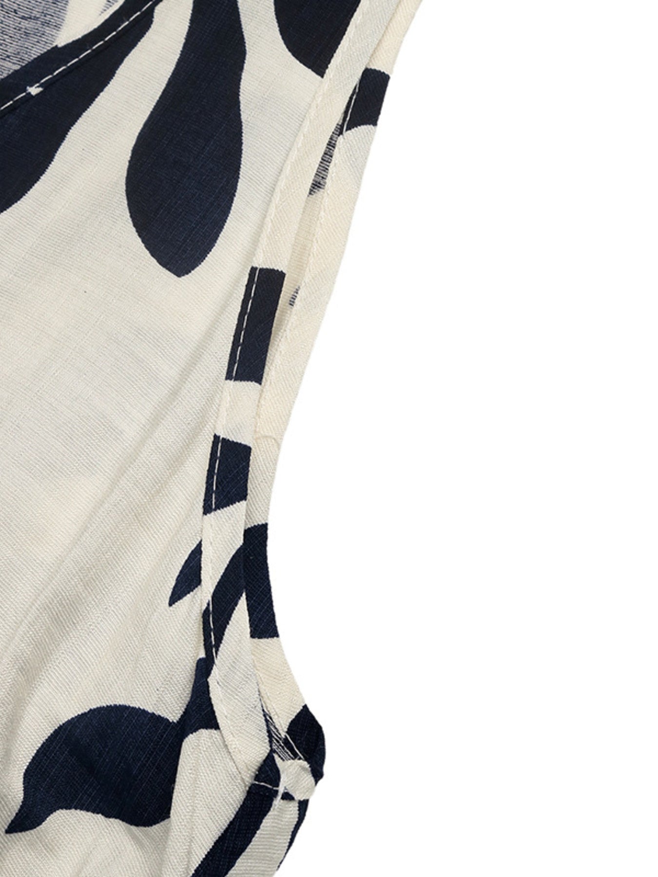 af30bef2eb3d48f7af63d8cd8951d6e3-Max