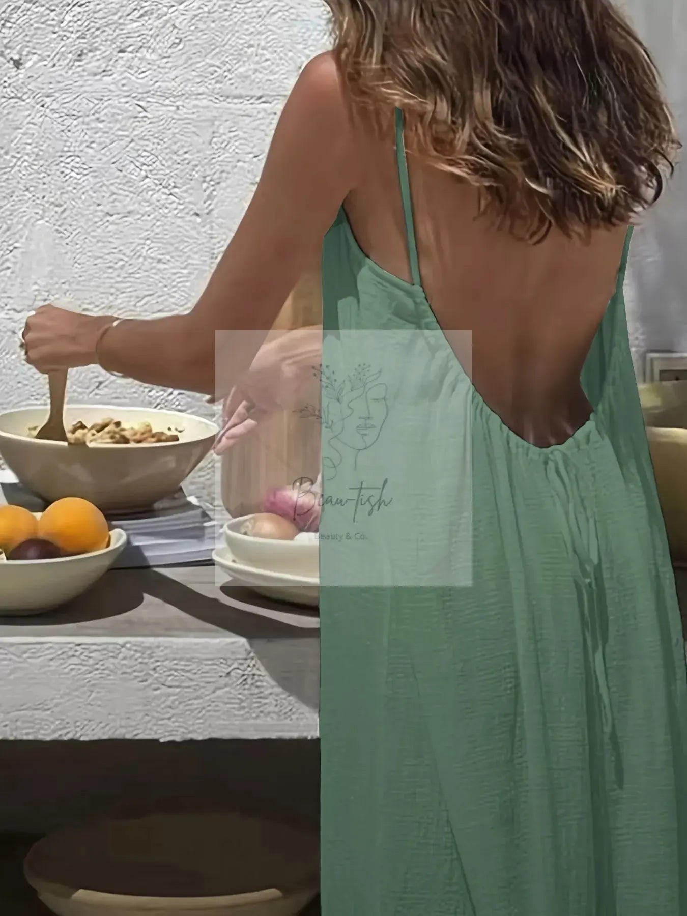 Backless Scoop Neck Maxi Dress