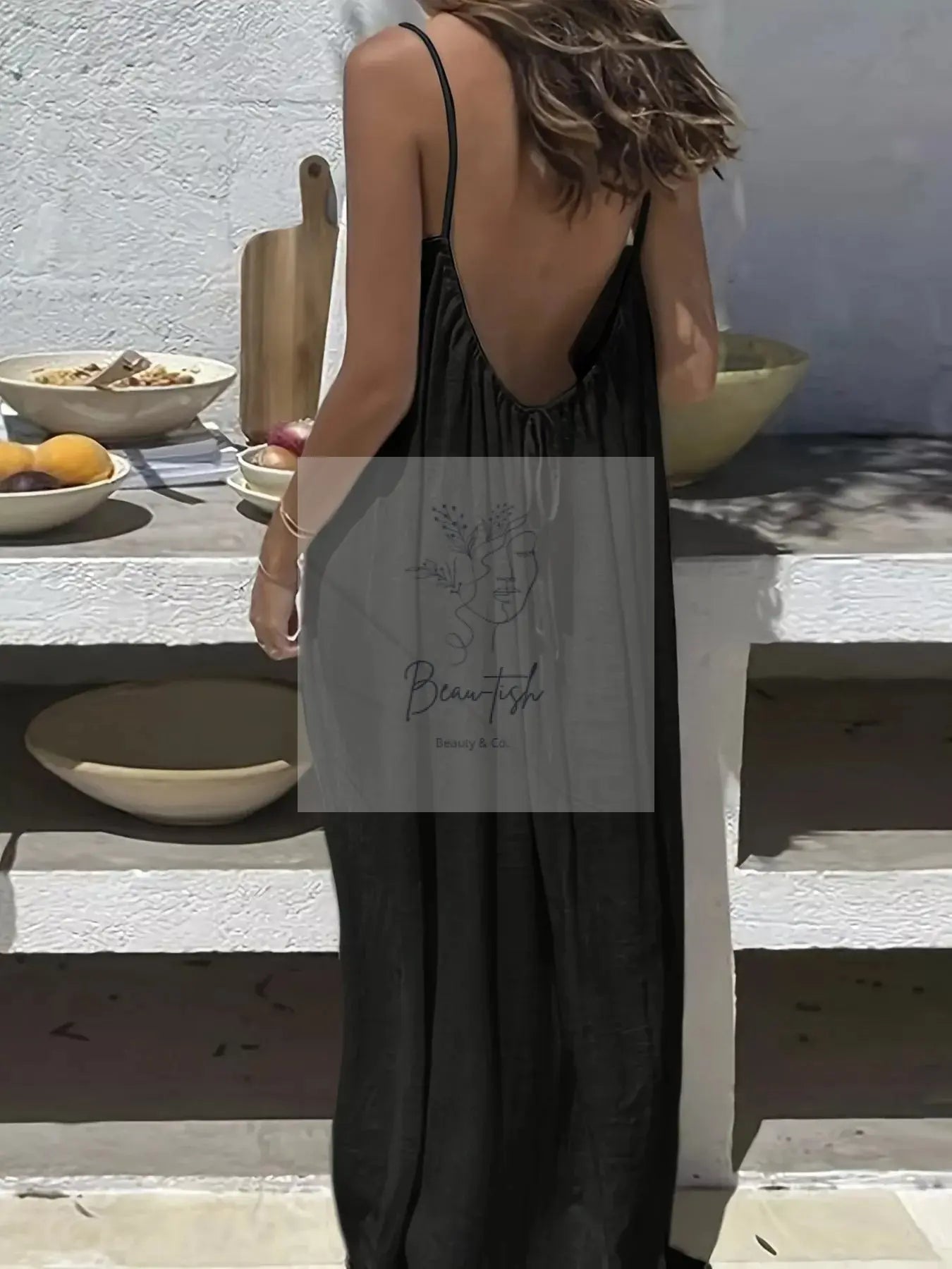Backless Scoop Neck Maxi Dress