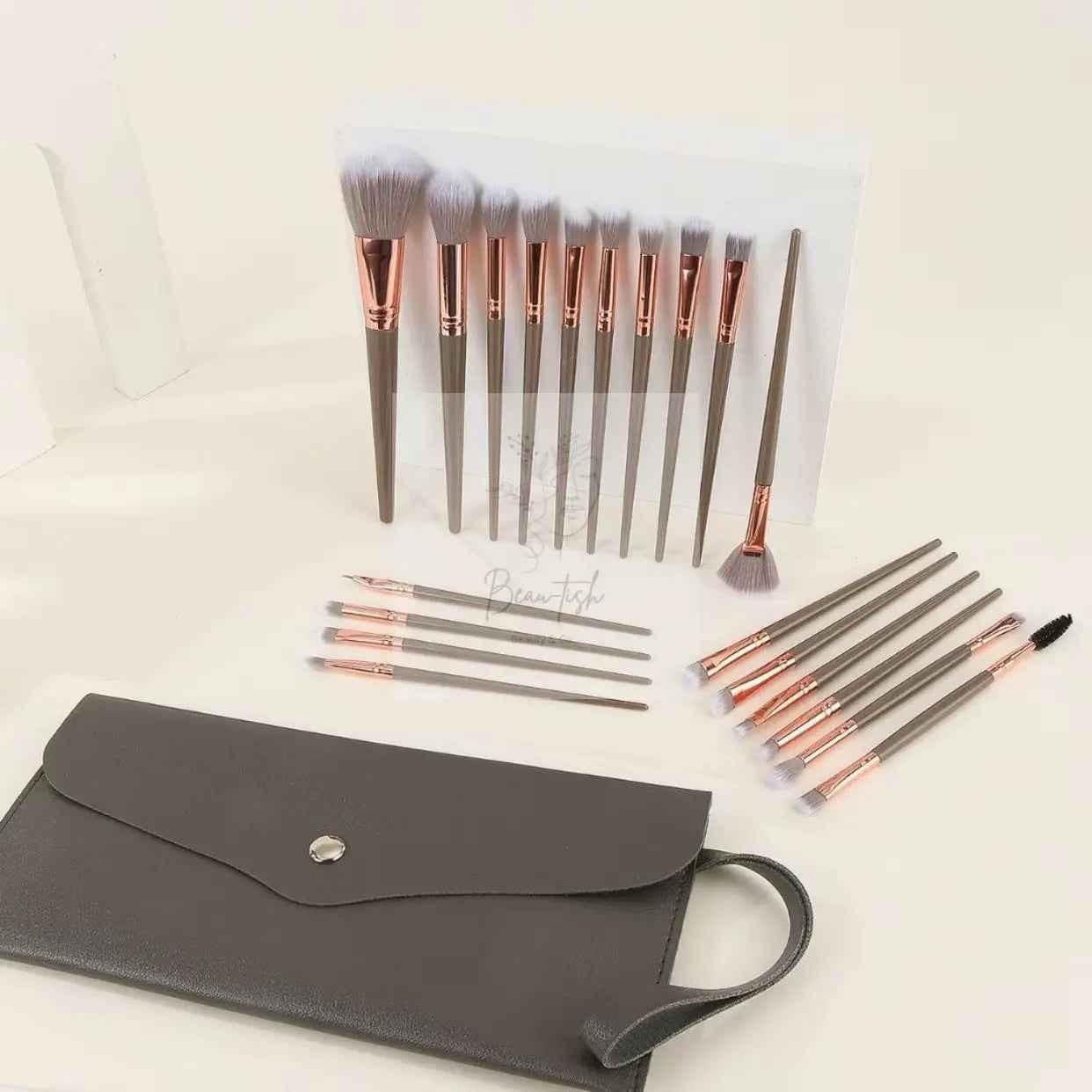 Brown and Glod Complete 20-Piece Makeup Brush Set with Travel Pouch
