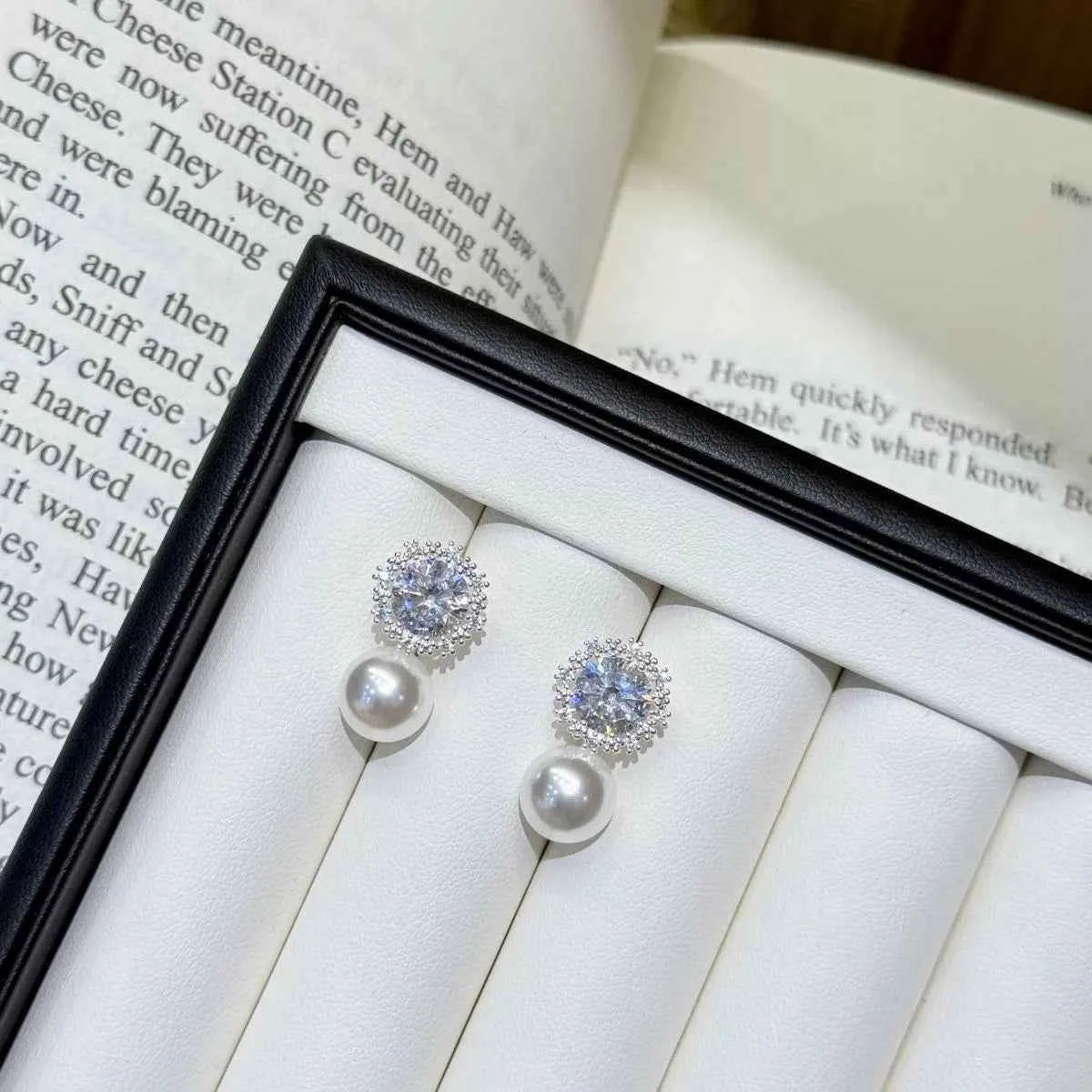 Zircon Pearl Drop Earrings
