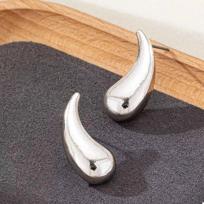 Curved Teardrop Stud Earrings