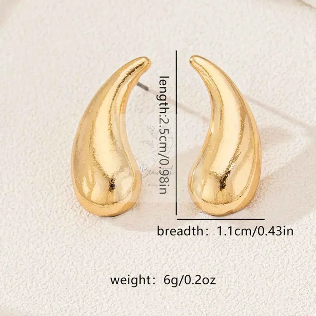 Curved Teardrop Stud Earrings