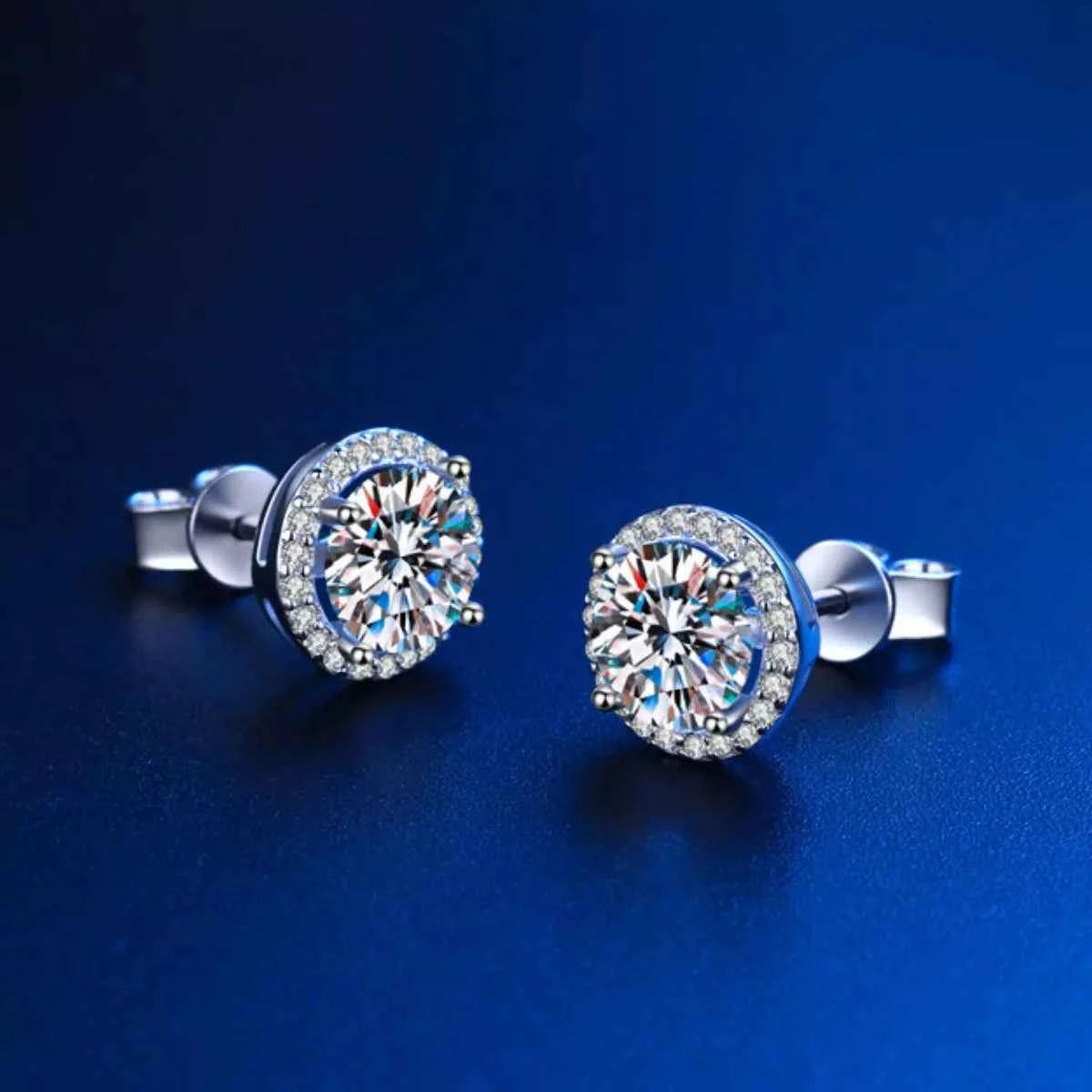 1 Carat Moissanite 925 Sterling Silver Stud Earrings