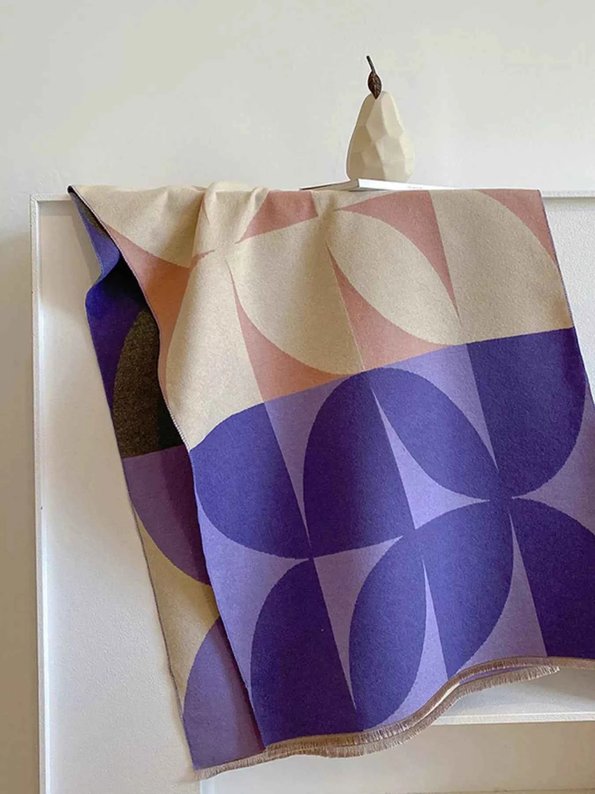 Contrast Raw Hem Scarf