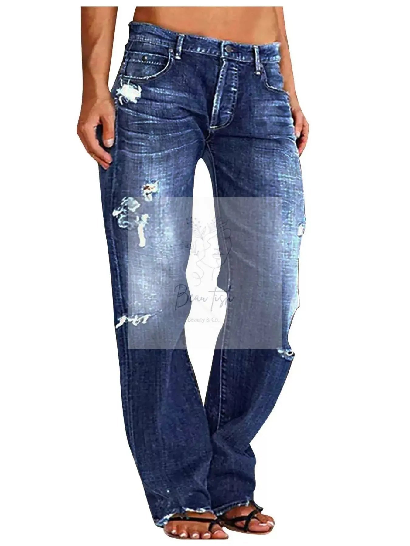 Distressed Loose Fit Jeans