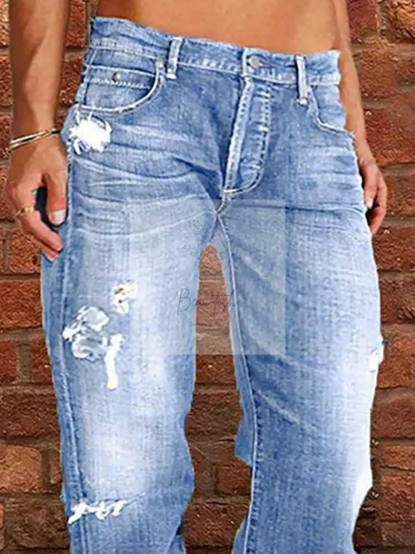 Distressed Loose Fit Jeans