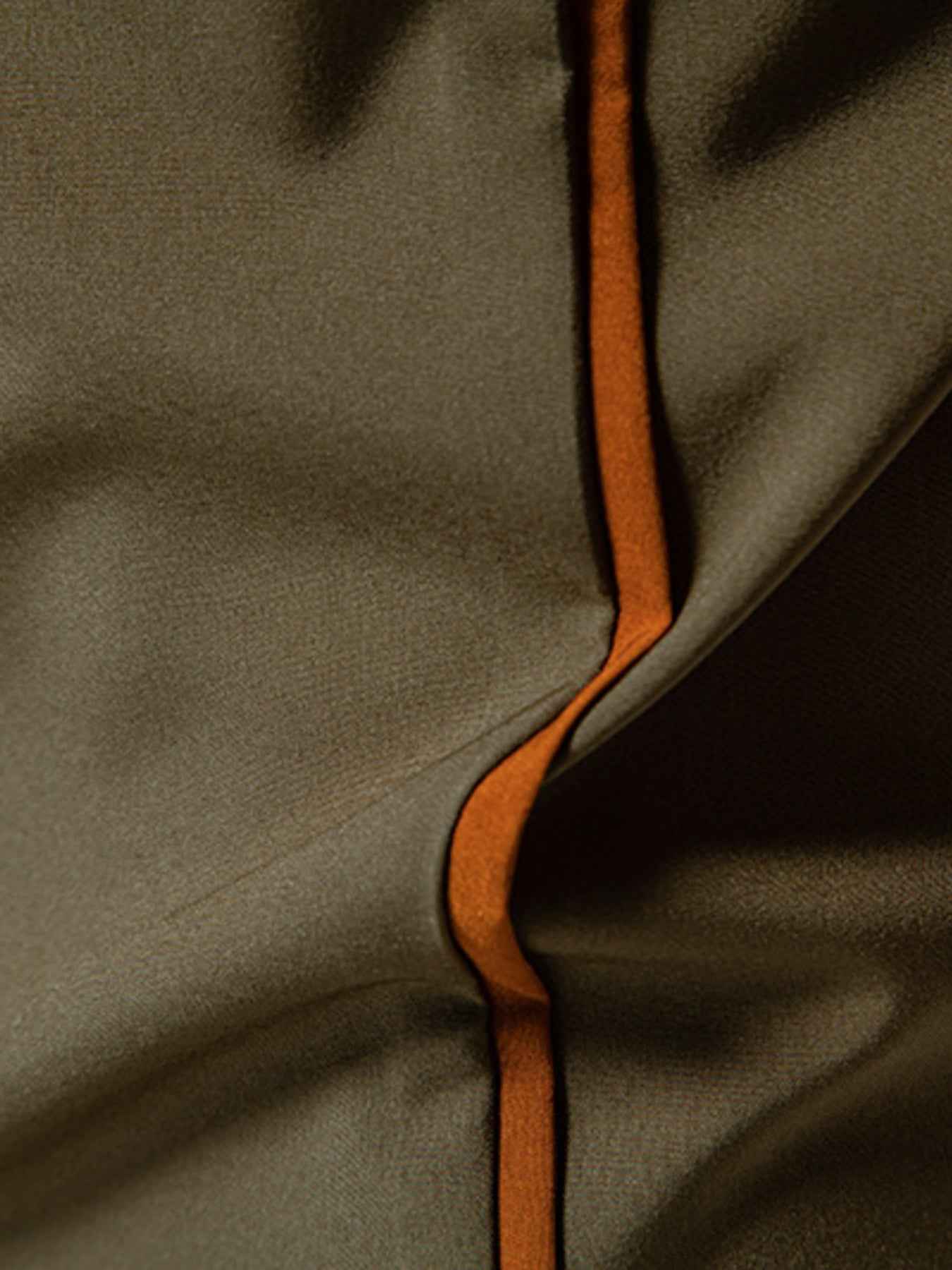 Men's Contrast Trim Button-Down Shirt