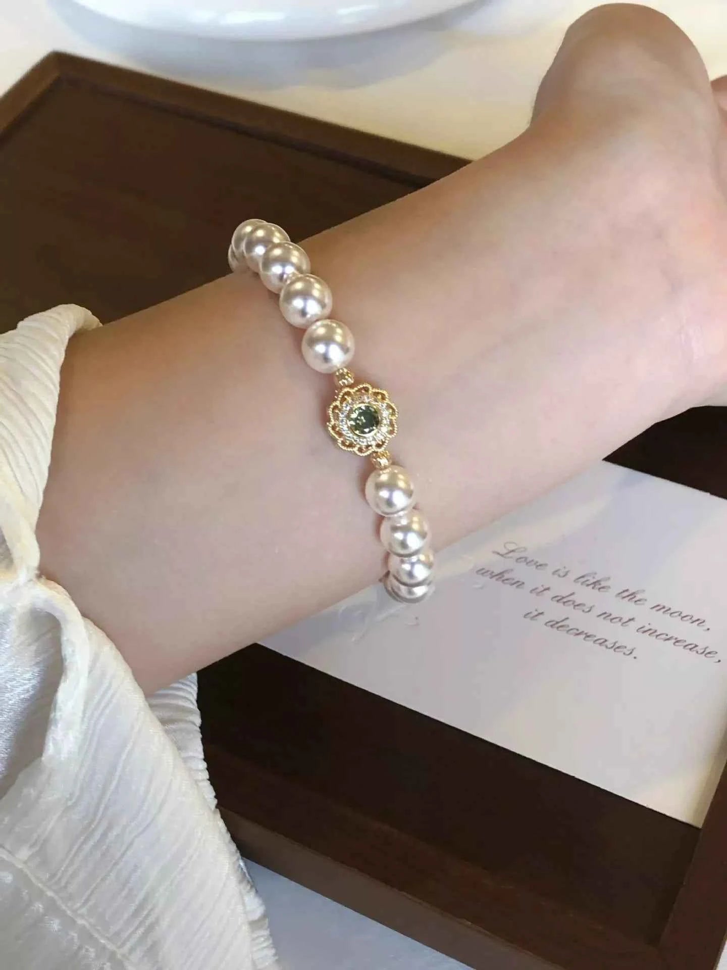 Pearl Flower Bracelet