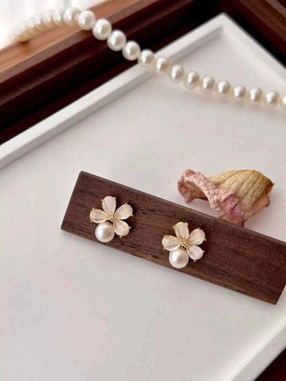Floral Pearl Stud Earrings
