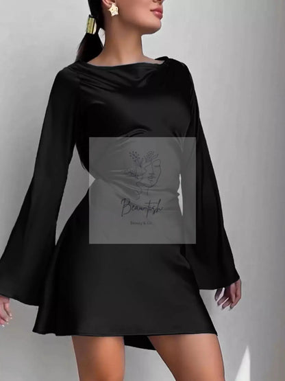 Elegant Mini Dress with Fare Sleeves