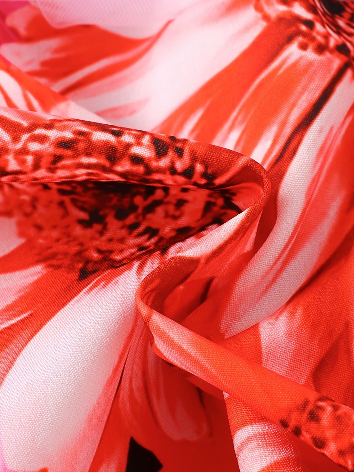 f254e200-8d46-4533-b407-9e63935c010d-Max