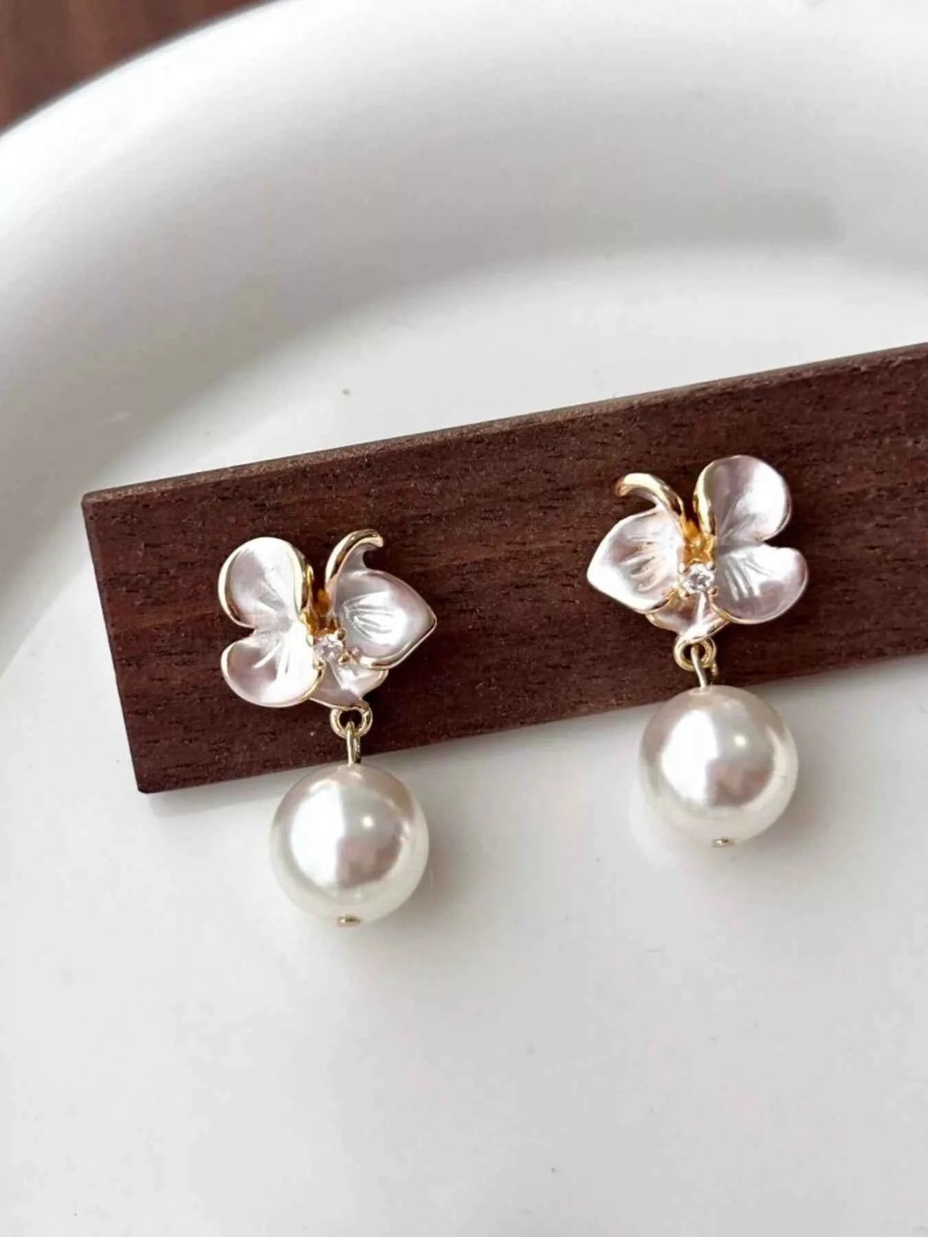 Floral Pearl Drop Earrings