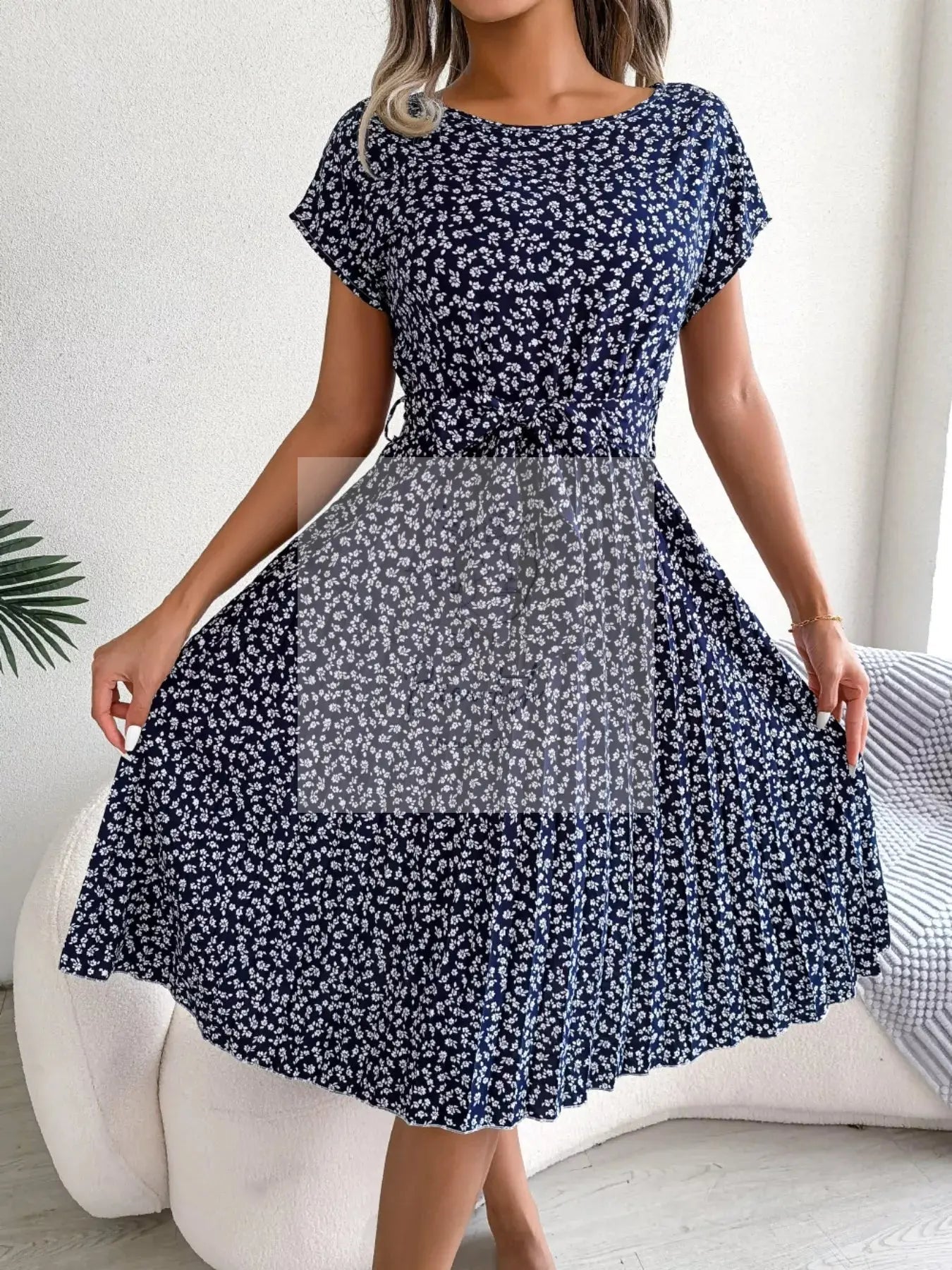 Floral Print Pleated Midi Dress with Belt