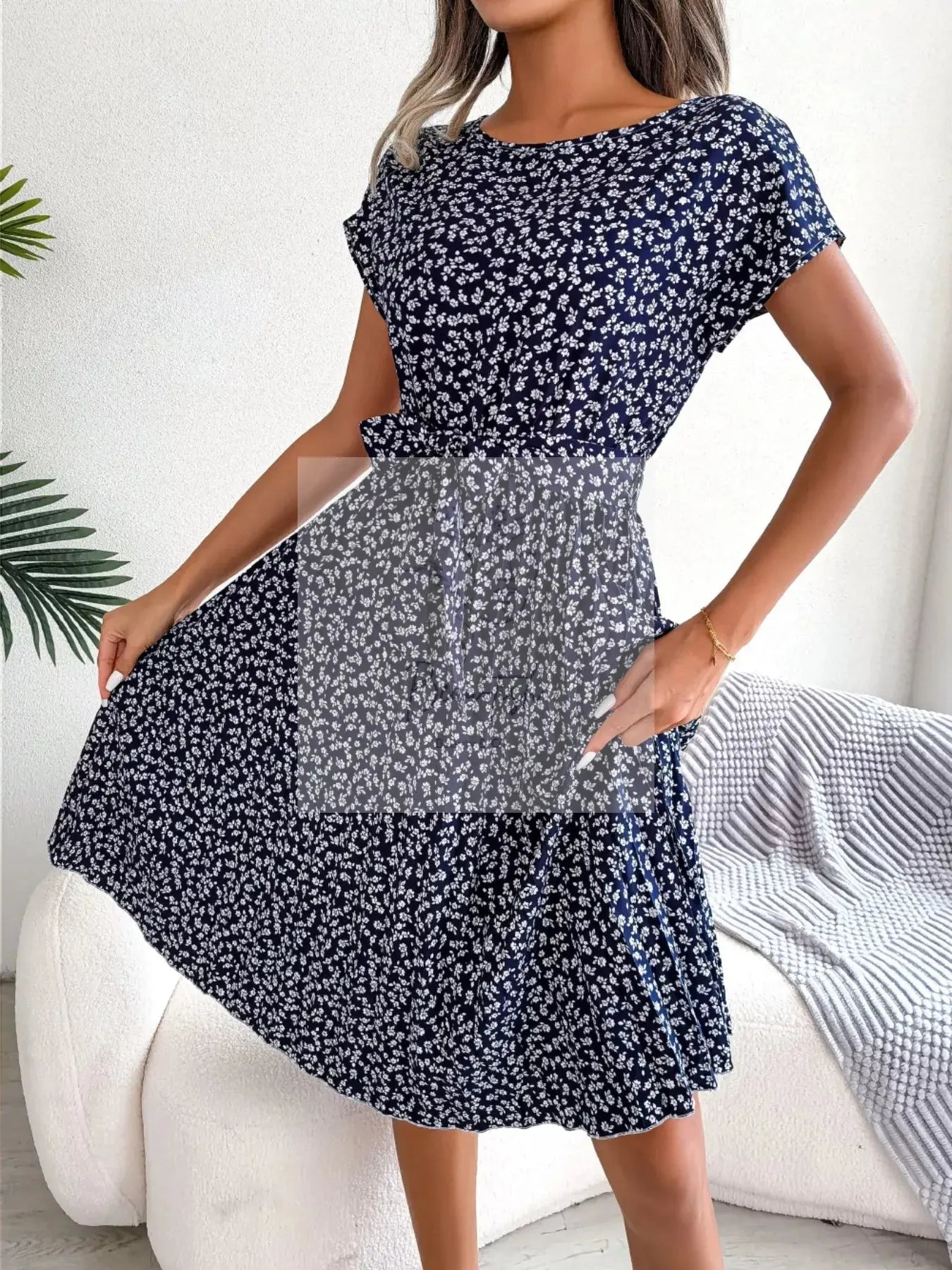 Floral Print Pleated Midi Dress with Belt