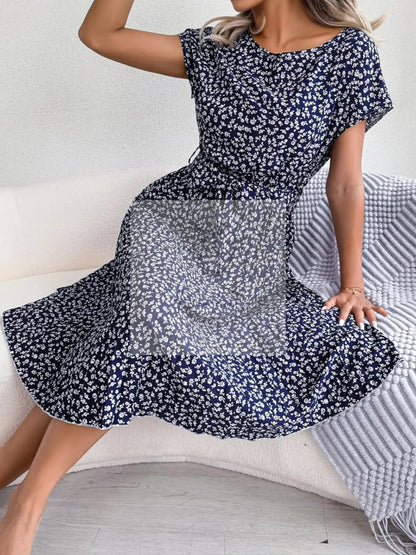 Floral Print Pleated Midi Dress with Belt