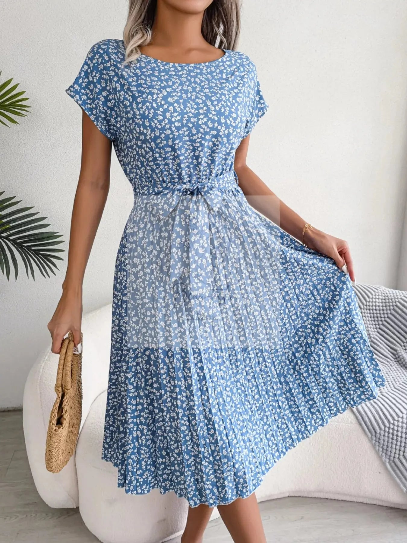 Floral Print Pleated Midi Dress with Belt